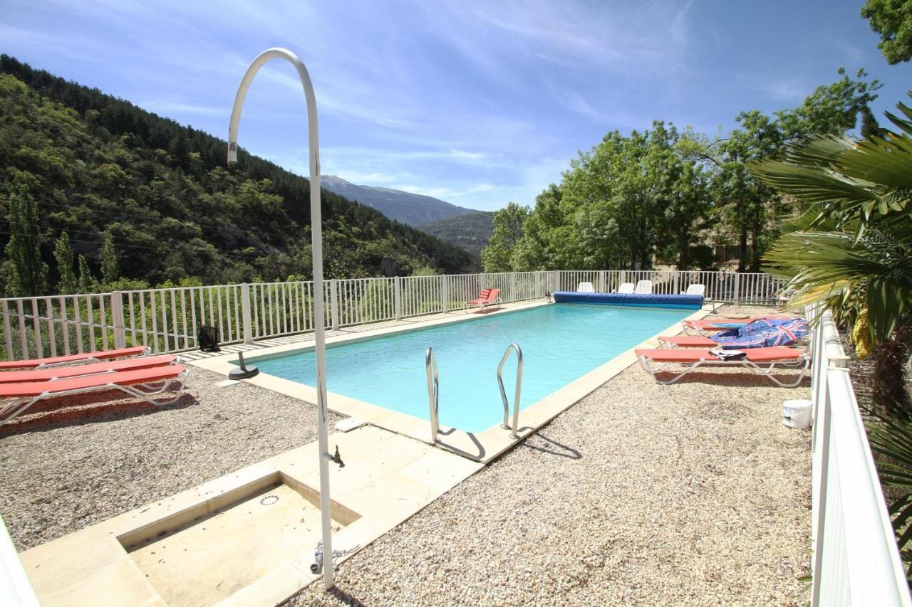 Chambre Une Fenetre Sur Le Ventoux La Clue Plaisians Exterior photo