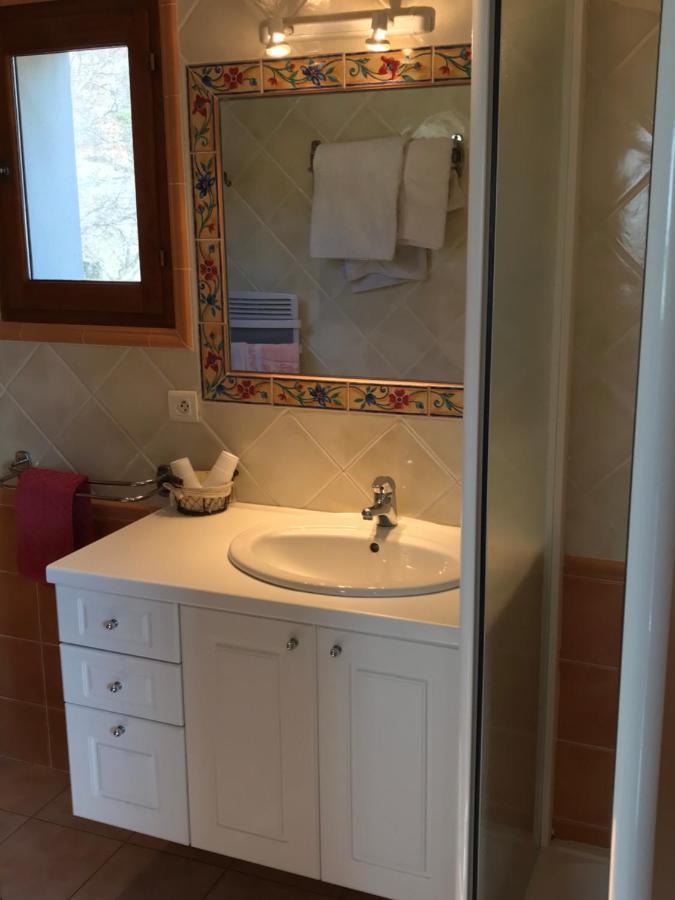 Chambre Une Fenetre Sur Le Ventoux La Clue Plaisians Exterior photo